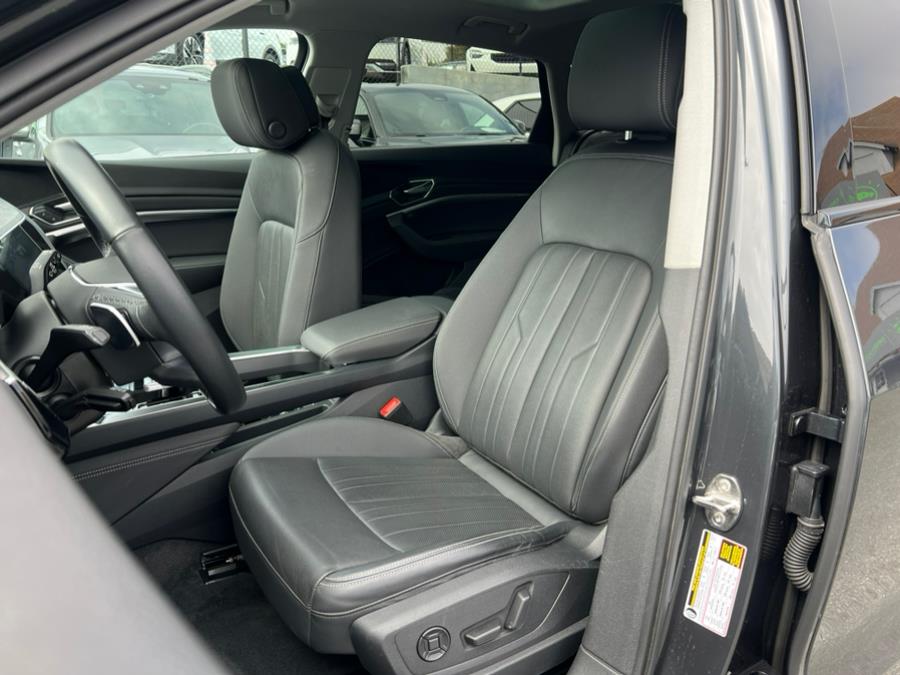 2022 Audi e-tron Premium Plus quattro, available for sale in Daly City, California | Green Light Auto Wholesale. Daly City, California 2022 Audi e-tron Premium Plus quattro, available for sale in Daly City, California | Green Light Auto Wholesale. Daly City, California
