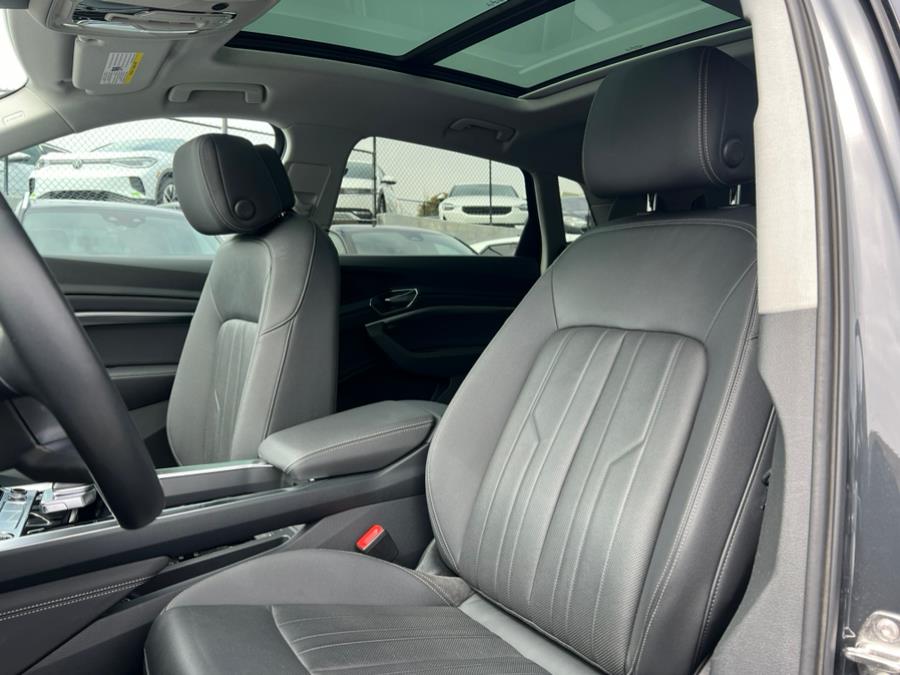 2022 Audi e-tron Premium Plus quattro, available for sale in Daly City, California | Green Light Auto Wholesale. Daly City, California 2022 Audi e-tron Premium Plus quattro, available for sale in Daly City, California | Green Light Auto Wholesale. Daly City, California