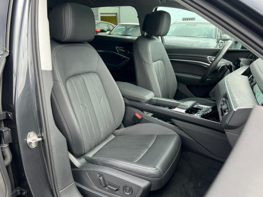 2022 Audi e-tron Premium Plus quattro, available for sale in Daly City, California | Green Light Auto Wholesale. Daly City, California 2022 Audi e-tron Premium Plus quattro, available for sale in Daly City, California | Green Light Auto Wholesale. Daly City, California
