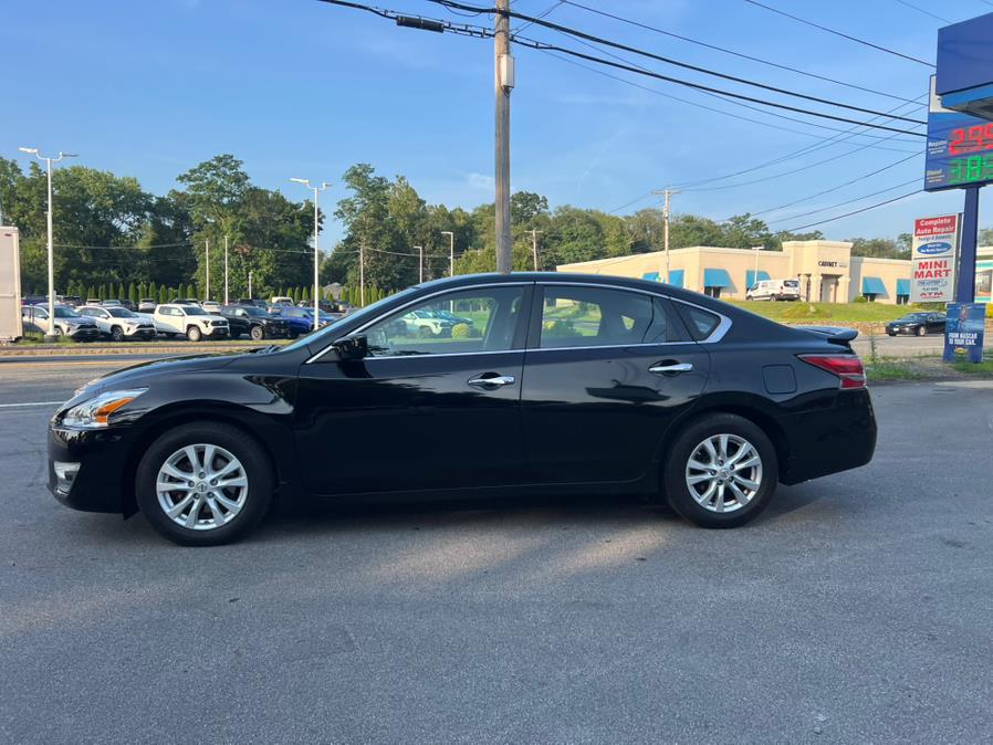 2014 Nissan Altima 4dr Sdn I4 2.5 S, available for sale in Swansea, Massachusetts | Gas On The Run. Swansea, Massachusetts 2014 Nissan Altima 4dr Sdn I4 2.5 S, available for sale in Swansea, Massachusetts | Gas On The Run. Swansea, Massachusetts
