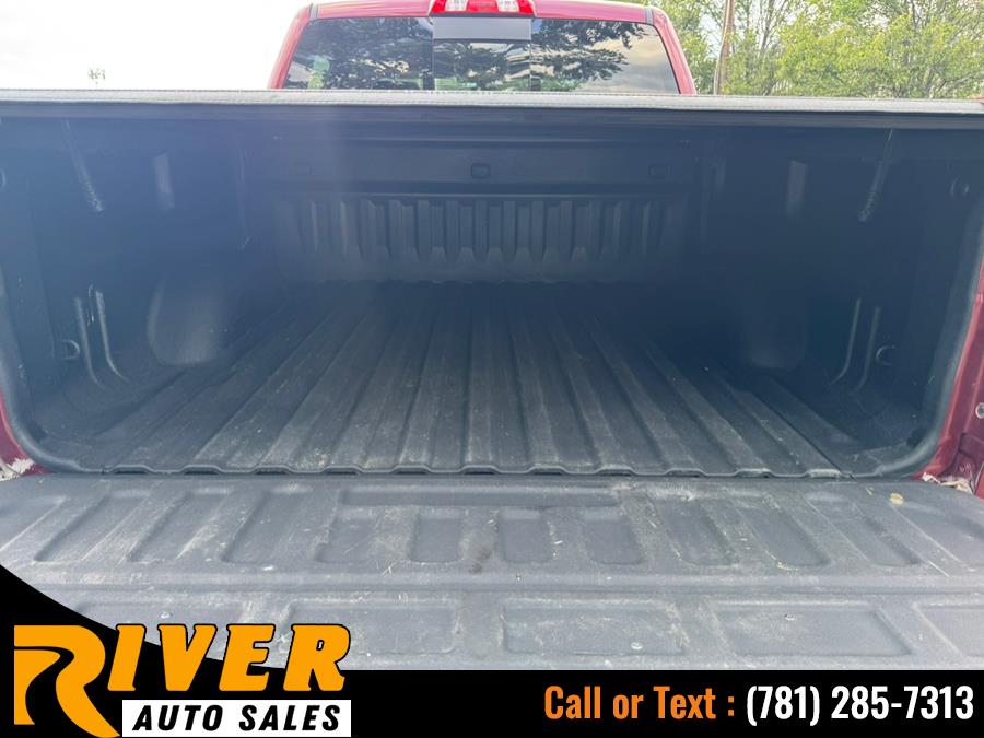 2014 GMC Sierra 1500 4WD Crew Cab 143.5" SLT, available for sale in Malden, Massachusetts | River Auto Sales. Malden, Massachusetts 2014 GMC Sierra 1500 4WD Crew Cab 143.5" SLT, available for sale in Malden, Massachusetts | River Auto Sales. Malden, Massachusetts