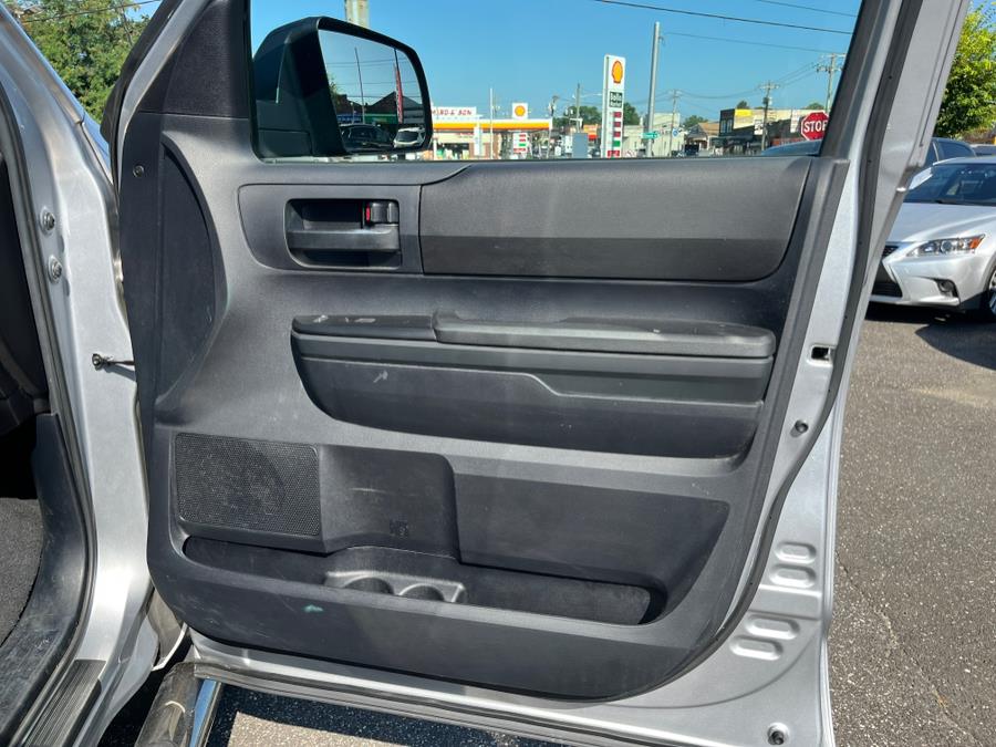 2015 Toyota Tundra 4WD Truck Double Cab 4.6L V8 6-Sp CLEAN CARFAX!!!!, available for sale in Elmont, New York | Sunrise of Elmont. Elmont, New York 2015 Toyota Tundra 4WD Truck Double Cab 4.6L V8 6-Sp CLEAN CARFAX!!!!, available for sale in Elmont, New York | Sunrise of Elmont. Elmont, New York