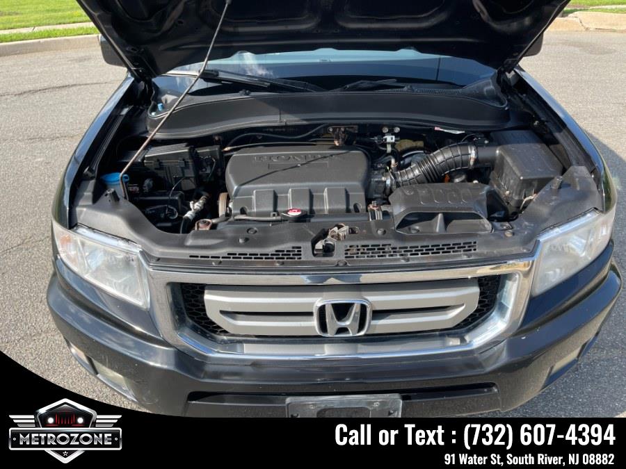 2009 Honda Ridgeline 4WD Crew Cab RTL, available for sale in South River, New Jersey | Metrozone Motor Group. South River, New Jersey 2009 Honda Ridgeline 4WD Crew Cab RTL, available for sale in South River, New Jersey | Metrozone Motor Group. South River, New Jersey