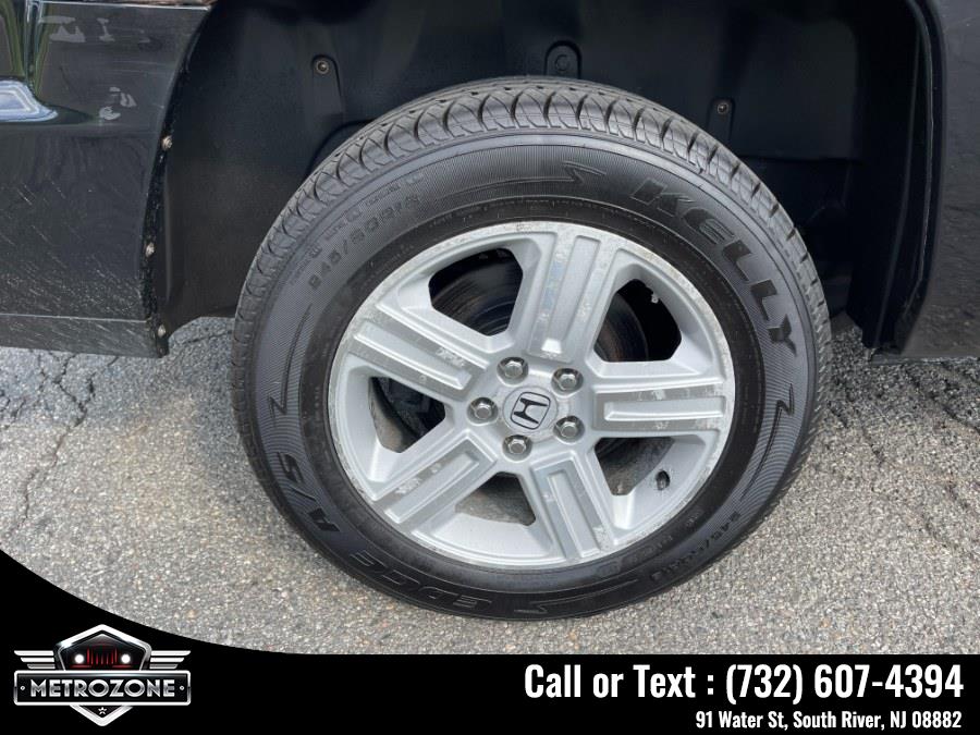 2009 Honda Ridgeline 4WD Crew Cab RTL, available for sale in South River, New Jersey | Metrozone Motor Group. South River, New Jersey 2009 Honda Ridgeline 4WD Crew Cab RTL, available for sale in South River, New Jersey | Metrozone Motor Group. South River, New Jersey