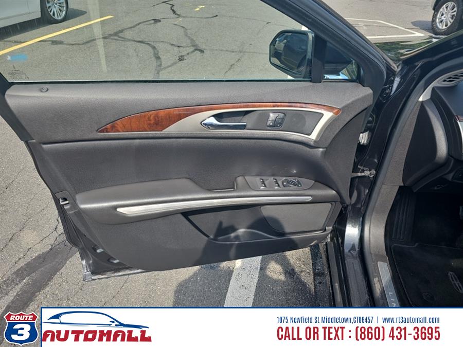 2013 Lincoln MKZ 4dr Sdn AWD, available for sale in Middletown, Connecticut | RT 3 AUTO MALL LLC. Middletown, Connecticut 2013 Lincoln MKZ 4dr Sdn AWD, available for sale in Middletown, Connecticut | RT 3 AUTO MALL LLC. Middletown, Connecticut