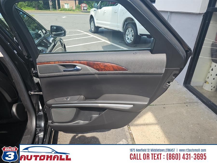 2013 Lincoln MKZ 4dr Sdn AWD, available for sale in Middletown, Connecticut | RT 3 AUTO MALL LLC. Middletown, Connecticut 2013 Lincoln MKZ 4dr Sdn AWD, available for sale in Middletown, Connecticut | RT 3 AUTO MALL LLC. Middletown, Connecticut
