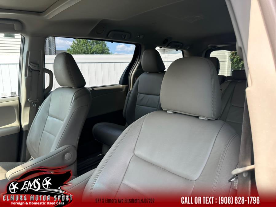 2017 Toyota Sienna XLE Premium FWD 8-Passenger (Natl), available for sale in Elizabeth, New Jersey | Elmora Motor Sports. Elizabeth, New Jersey 2017 Toyota Sienna XLE Premium FWD 8-Passenger (Natl), available for sale in Elizabeth, New Jersey | Elmora Motor Sports. Elizabeth, New Jersey