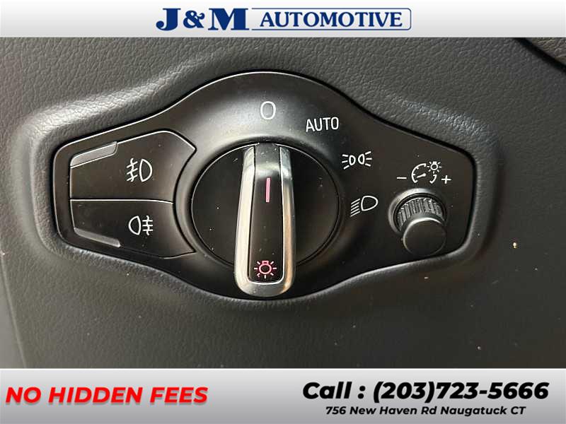 2015 Audi Q5 Premium Plus, available for sale in Naugatuck, Connecticut | J&M Automotive Sls&Svc LLC. Naugatuck, Connecticut 2015 Audi Q5 Premium Plus, available for sale in Naugatuck, Connecticut | J&M Automotive Sls&Svc LLC. Naugatuck, Connecticut