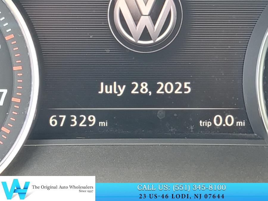 2014 Volkswagen Touareg 4dr 3.6L Sport, available for sale in Lodi, New Jersey | AW Auto & Truck Wholesalers, Inc. Lodi, New Jersey 2014 Volkswagen Touareg 4dr 3.6L Sport, available for sale in Lodi, New Jersey | AW Auto & Truck Wholesalers, Inc. Lodi, New Jersey