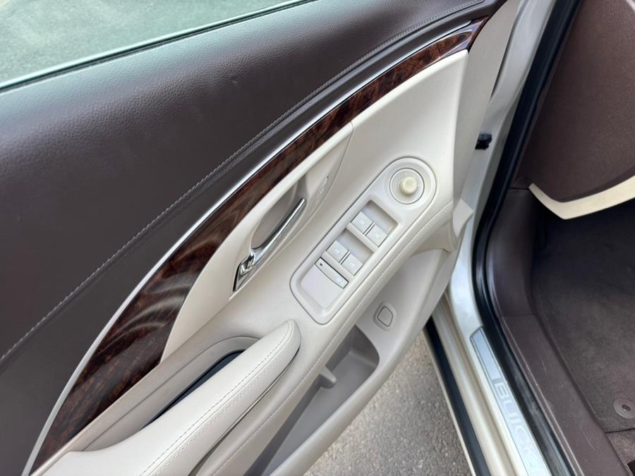 2014 Buick LaCrosse 4dr Sdn Base FWD, available for sale in New haven, Connecticut | Wilson Maturo Motors. New haven, Connecticut 2014 Buick LaCrosse 4dr Sdn Base FWD, available for sale in New haven, Connecticut | Wilson Maturo Motors. New haven, Connecticut