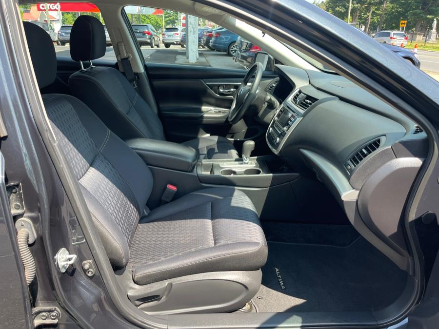 2016 Nissan Altima 4dr Sdn I4 2.5 S, available for sale in Bloomfield, Connecticut | AXA Car Sales and Repair LLC. Bloomfield, Connecticut 2016 Nissan Altima 4dr Sdn I4 2.5 S, available for sale in Bloomfield, Connecticut | AXA Car Sales and Repair LLC. Bloomfield, Connecticut