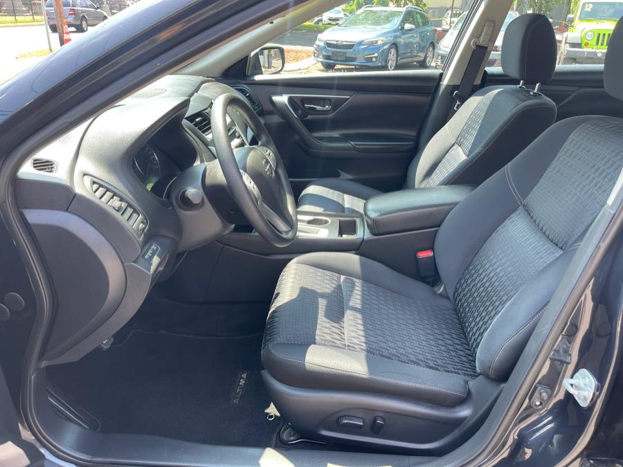 2016 Nissan Altima 4dr Sdn I4 2.5 S, available for sale in Bloomfield, Connecticut | AXA Car Sales and Repair LLC. Bloomfield, Connecticut 2016 Nissan Altima 4dr Sdn I4 2.5 S, available for sale in Bloomfield, Connecticut | AXA Car Sales and Repair LLC. Bloomfield, Connecticut