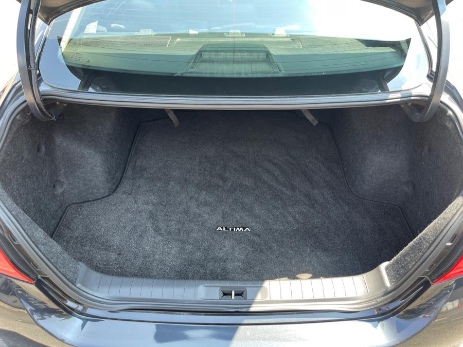 2016 Nissan Altima 4dr Sdn I4 2.5 S, available for sale in Bloomfield, Connecticut | AXA Car Sales and Repair LLC. Bloomfield, Connecticut 2016 Nissan Altima 4dr Sdn I4 2.5 S, available for sale in Bloomfield, Connecticut | AXA Car Sales and Repair LLC. Bloomfield, Connecticut