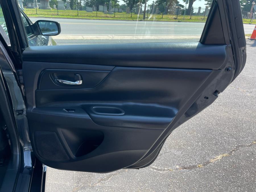 2016 Nissan Altima 4dr Sdn I4 2.5 S, available for sale in Bloomfield, Connecticut | AXA Car Sales and Repair LLC. Bloomfield, Connecticut 2016 Nissan Altima 4dr Sdn I4 2.5 S, available for sale in Bloomfield, Connecticut | AXA Car Sales and Repair LLC. Bloomfield, Connecticut