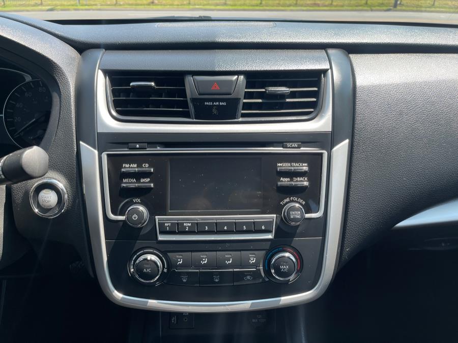 2016 Nissan Altima 4dr Sdn I4 2.5 S, available for sale in Bloomfield, Connecticut | AXA Car Sales and Repair LLC. Bloomfield, Connecticut 2016 Nissan Altima 4dr Sdn I4 2.5 S, available for sale in Bloomfield, Connecticut | AXA Car Sales and Repair LLC. Bloomfield, Connecticut