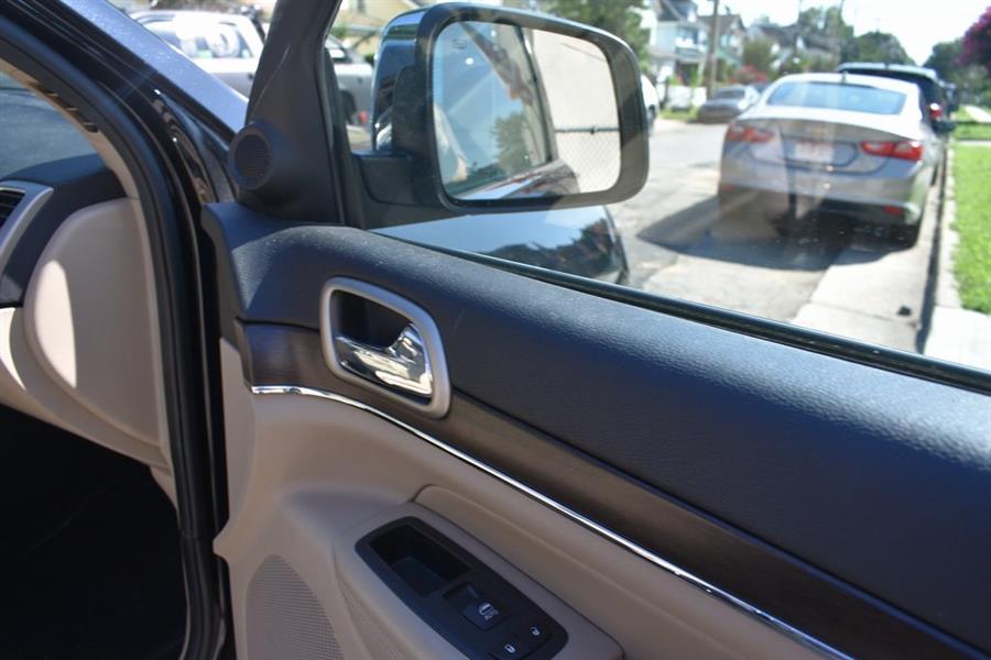 2017 Jeep Grand Cherokee Limited, available for sale in Hempstead, New York | Certified Auto Group. Hempstead, New York 2017 Jeep Grand Cherokee Limited, available for sale in Hempstead, New York | Certified Auto Group. Hempstead, New York
