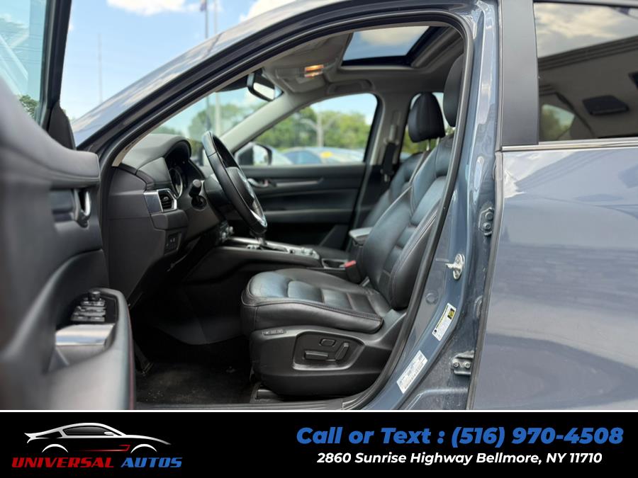 2024 Mazda CX-5 2.5 S Carbon Edition AWD, available for sale in Bellmore, New York | Universal Autos. Bellmore, New York 2024 Mazda CX-5 2.5 S Carbon Edition AWD, available for sale in Bellmore, New York | Universal Autos. Bellmore, New York