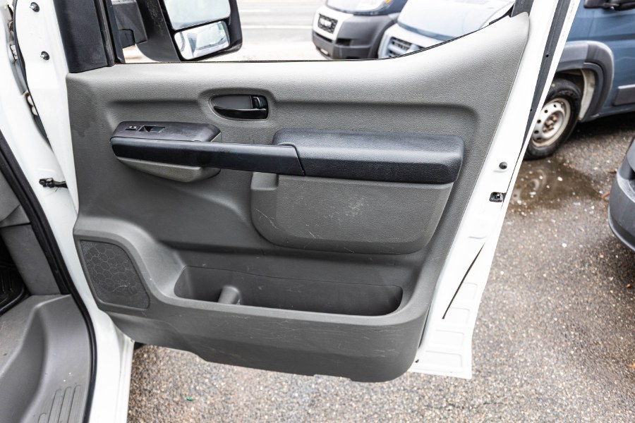 2018 Nissan NV Cargo NV2500 HD High Roof V6 SV, available for sale in West Hempstead, New York | Only Vans Inc. West Hempstead, New York 2018 Nissan NV Cargo NV2500 HD High Roof V6 SV, available for sale in West Hempstead, New York | Only Vans Inc. West Hempstead, New York