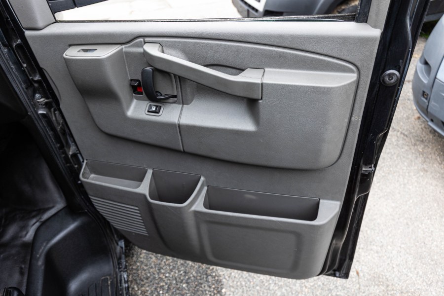 2018 Chevrolet Express Cargo Van RWD 2500 135", available for sale in West Hempstead, New York | Only Vans Inc. West Hempstead, New York 2018 Chevrolet Express Cargo Van RWD 2500 135", available for sale in West Hempstead, New York | Only Vans Inc. West Hempstead, New York
