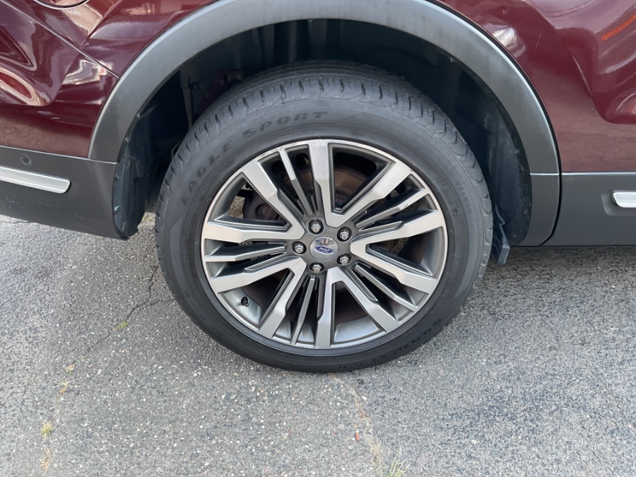 2018 Ford Explorer Platinum 4WD, available for sale in Waterbury, Connecticut | Jim Juliani Motors. Waterbury, Connecticut 2018 Ford Explorer Platinum 4WD, available for sale in Waterbury, Connecticut | Jim Juliani Motors. Waterbury, Connecticut