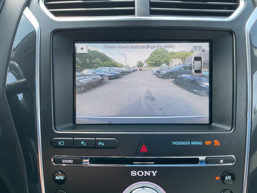 2018 Ford Explorer Platinum 4WD, available for sale in Waterbury, Connecticut | Jim Juliani Motors. Waterbury, Connecticut 2018 Ford Explorer Platinum 4WD, available for sale in Waterbury, Connecticut | Jim Juliani Motors. Waterbury, Connecticut