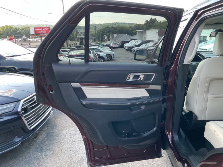 2018 Ford Explorer Platinum 4WD, available for sale in Waterbury, Connecticut | Jim Juliani Motors. Waterbury, Connecticut 2018 Ford Explorer Platinum 4WD, available for sale in Waterbury, Connecticut | Jim Juliani Motors. Waterbury, Connecticut