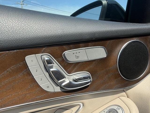 2018 Mercedes-benz Glc GLC 300, available for sale in Stratford, Connecticut | Wiz Leasing Inc. Stratford, Connecticut 2018 Mercedes-benz Glc GLC 300, available for sale in Stratford, Connecticut | Wiz Leasing Inc. Stratford, Connecticut