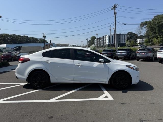 2017 Kia Forte LX, available for sale in Stratford, Connecticut | Wiz Leasing Inc. Stratford, Connecticut 2017 Kia Forte LX, available for sale in Stratford, Connecticut | Wiz Leasing Inc. Stratford, Connecticut