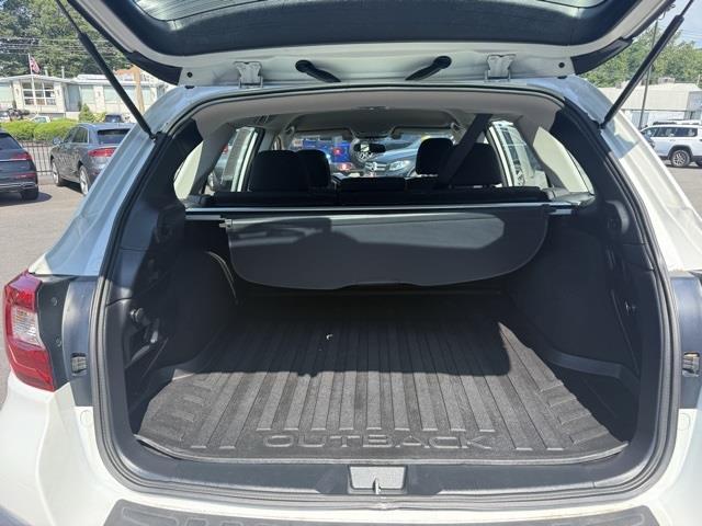 2019 Subaru Outback 2.5i, available for sale in Stratford, Connecticut | Wiz Leasing Inc. Stratford, Connecticut 2019 Subaru Outback 2.5i, available for sale in Stratford, Connecticut | Wiz Leasing Inc. Stratford, Connecticut