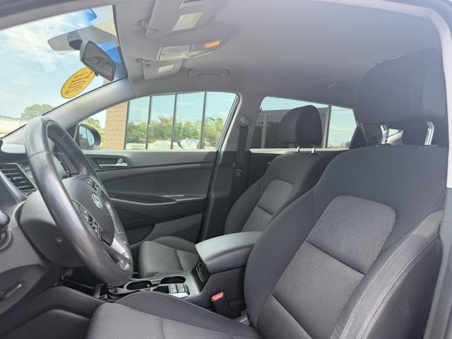 2017 Hyundai Tucson Sport, available for sale in Stratford, Connecticut | Wiz Leasing Inc. Stratford, Connecticut 2017 Hyundai Tucson Sport, available for sale in Stratford, Connecticut | Wiz Leasing Inc. Stratford, Connecticut