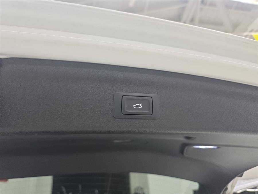 2020 Audi Q3 Premium 45 TFSI quattro, available for sale in West Haven, Connecticut | Auto Fair Inc.. West Haven, Connecticut 2020 Audi Q3 Premium 45 TFSI quattro, available for sale in West Haven, Connecticut | Auto Fair Inc.. West Haven, Connecticut