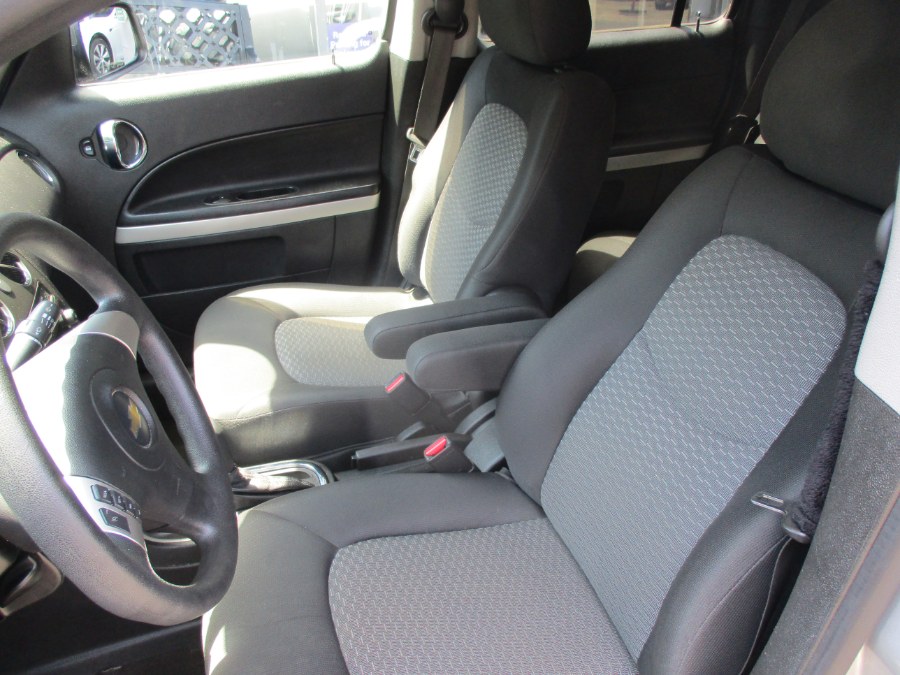 2009 Chevrolet HHR FWD 4dr LS, available for sale in Meriden, Connecticut | Cos Central Auto. Meriden, Connecticut 2009 Chevrolet HHR FWD 4dr LS, available for sale in Meriden, Connecticut | Cos Central Auto. Meriden, Connecticut