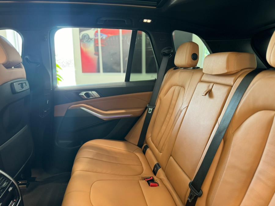 2022 BMW X5 sDrive40i Sports Activity Vehicle, available for sale in Franklin Square, New York | Luxury Motor Club. Franklin Square, New York 2022 BMW X5 sDrive40i Sports Activity Vehicle, available for sale in Franklin Square, New York | Luxury Motor Club. Franklin Square, New York