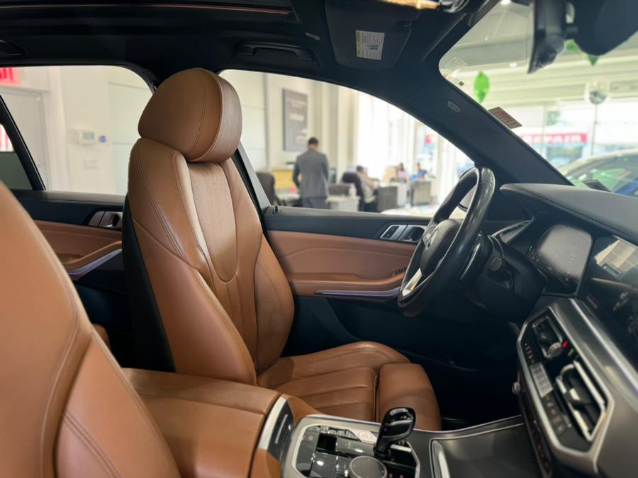 2022 BMW X5 sDrive40i Sports Activity Vehicle, available for sale in Franklin Square, New York | Luxury Motor Club. Franklin Square, New York 2022 BMW X5 sDrive40i Sports Activity Vehicle, available for sale in Franklin Square, New York | Luxury Motor Club. Franklin Square, New York