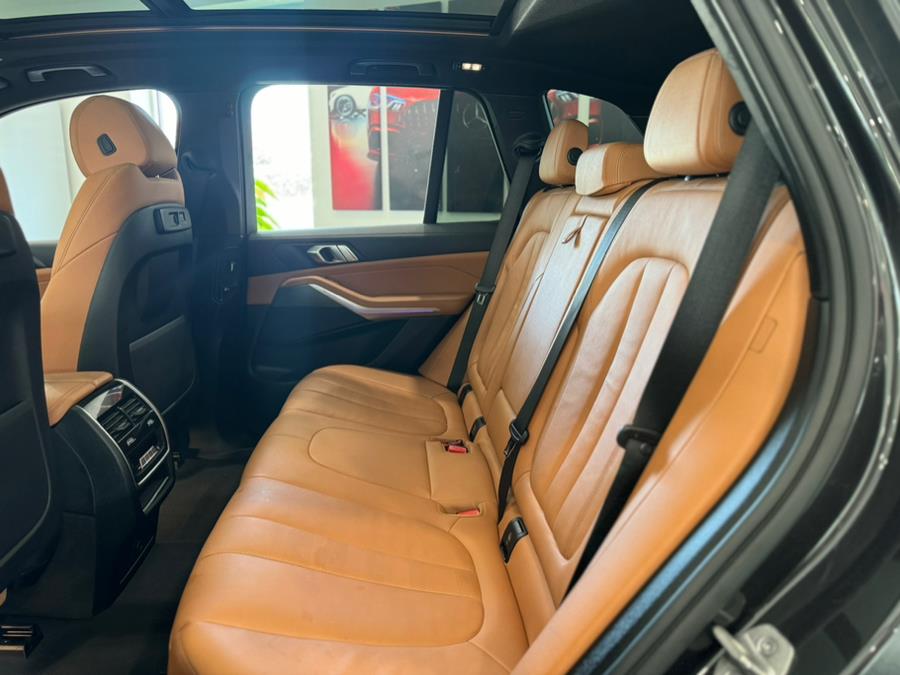 2022 BMW X5 sDrive40i Sports Activity Vehicle, available for sale in Franklin Square, New York | Luxury Motor Club. Franklin Square, New York 2022 BMW X5 sDrive40i Sports Activity Vehicle, available for sale in Franklin Square, New York | Luxury Motor Club. Franklin Square, New York