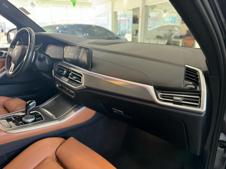 2022 BMW X5 sDrive40i Sports Activity Vehicle, available for sale in Franklin Square, New York | Luxury Motor Club. Franklin Square, New York 2022 BMW X5 sDrive40i Sports Activity Vehicle, available for sale in Franklin Square, New York | Luxury Motor Club. Franklin Square, New York