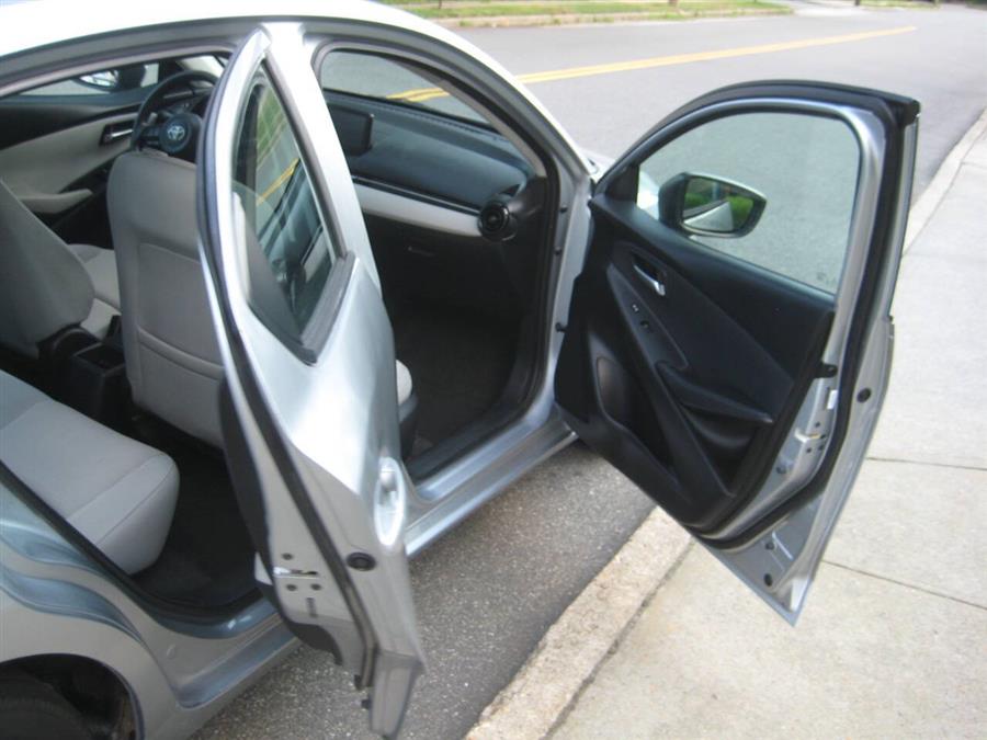 2019 Toyota Yaris L 4dr Sedan 6A, available for sale in Massapequa, New York | Rite Choice Auto Inc.. Massapequa, New York 2019 Toyota Yaris L 4dr Sedan 6A, available for sale in Massapequa, New York | Rite Choice Auto Inc.. Massapequa, New York