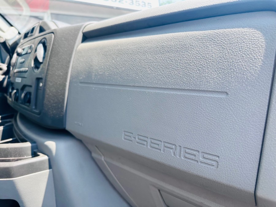 2017 Ford E-Series Cutaway 16FT DRY BOX + V8 GASOLINE +NO CDL, available for sale in South Amboy, New Jersey | NJ Truck Spot. South Amboy, New Jersey 2017 Ford E-Series Cutaway 16FT DRY BOX + V8 GASOLINE +NO CDL, available for sale in South Amboy, New Jersey | NJ Truck Spot. South Amboy, New Jersey