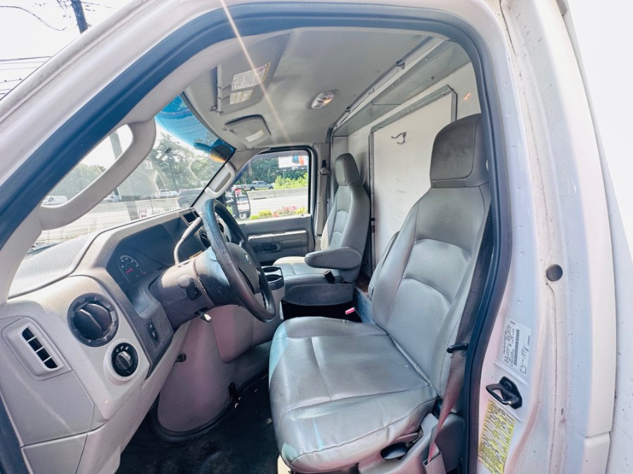 2017 Ford E-Series Cutaway 16FT DRY BOX + V8 GASOLINE +NO CDL, available for sale in South Amboy, New Jersey | NJ Truck Spot. South Amboy, New Jersey 2017 Ford E-Series Cutaway 16FT DRY BOX + V8 GASOLINE +NO CDL, available for sale in South Amboy, New Jersey | NJ Truck Spot. South Amboy, New Jersey