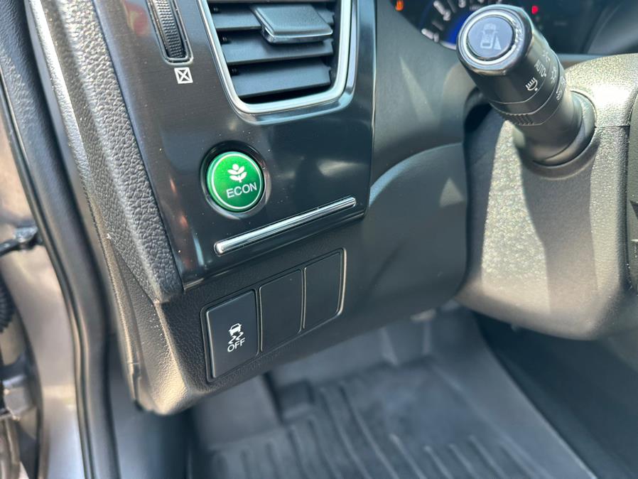 2015 Honda Civic Coupe 2dr CVT EX-L, available for sale in South Windsor, Connecticut | Mike And Tony Auto Sales, Inc. South Windsor, Connecticut 2015 Honda Civic Coupe 2dr CVT EX-L, available for sale in South Windsor, Connecticut | Mike And Tony Auto Sales, Inc. South Windsor, Connecticut