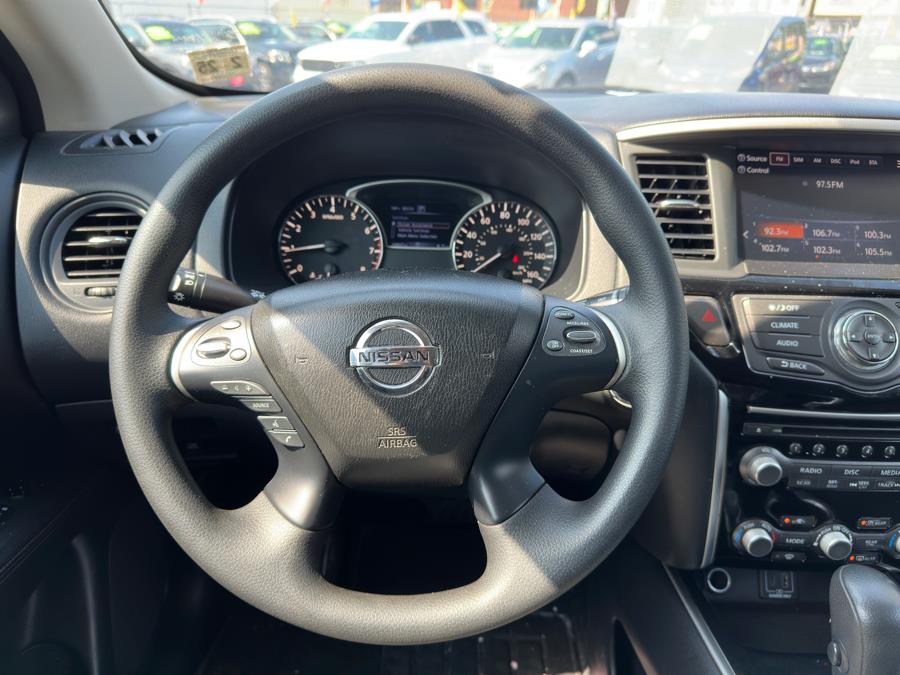 2019 Nissan Pathfinder 4x4 SL, available for sale in Irvington , New Jersey | Auto Haus of Irvington Corp. Irvington , New Jersey 2019 Nissan Pathfinder 4x4 SL, available for sale in Irvington , New Jersey | Auto Haus of Irvington Corp. Irvington , New Jersey