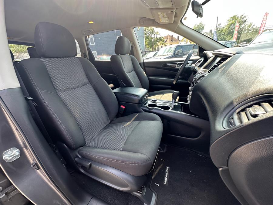 2019 Nissan Pathfinder 4x4 SL, available for sale in Irvington , New Jersey | Auto Haus of Irvington Corp. Irvington , New Jersey 2019 Nissan Pathfinder 4x4 SL, available for sale in Irvington , New Jersey | Auto Haus of Irvington Corp. Irvington , New Jersey
