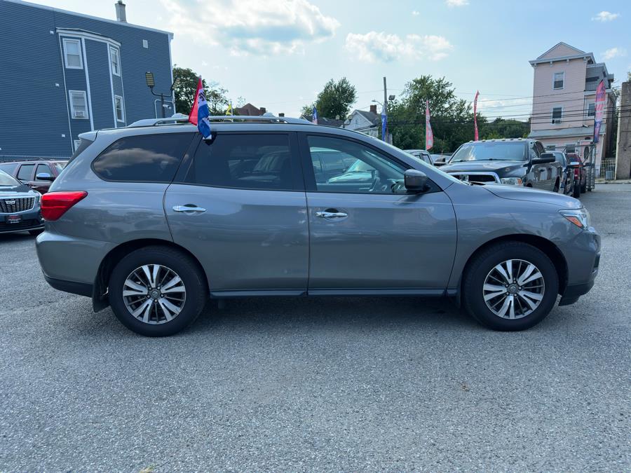 2019 Nissan Pathfinder 4x4 SL, available for sale in Irvington , New Jersey | Auto Haus of Irvington Corp. Irvington , New Jersey 2019 Nissan Pathfinder 4x4 SL, available for sale in Irvington , New Jersey | Auto Haus of Irvington Corp. Irvington , New Jersey