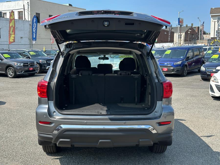 2019 Nissan Pathfinder 4x4 SL, available for sale in Irvington , New Jersey | Auto Haus of Irvington Corp. Irvington , New Jersey 2019 Nissan Pathfinder 4x4 SL, available for sale in Irvington , New Jersey | Auto Haus of Irvington Corp. Irvington , New Jersey