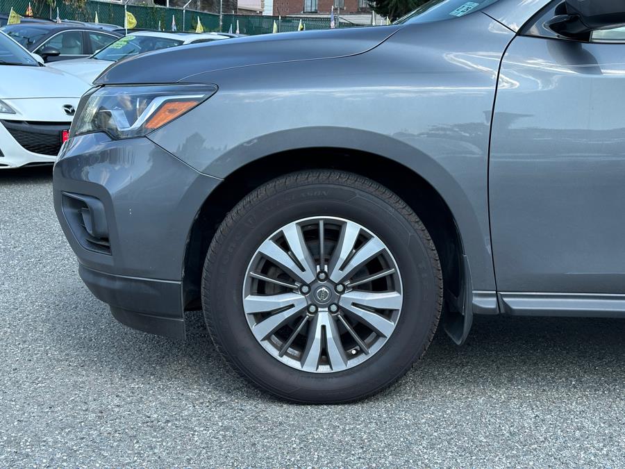 2019 Nissan Pathfinder 4x4 SL, available for sale in Irvington , New Jersey | Auto Haus of Irvington Corp. Irvington , New Jersey 2019 Nissan Pathfinder 4x4 SL, available for sale in Irvington , New Jersey | Auto Haus of Irvington Corp. Irvington , New Jersey