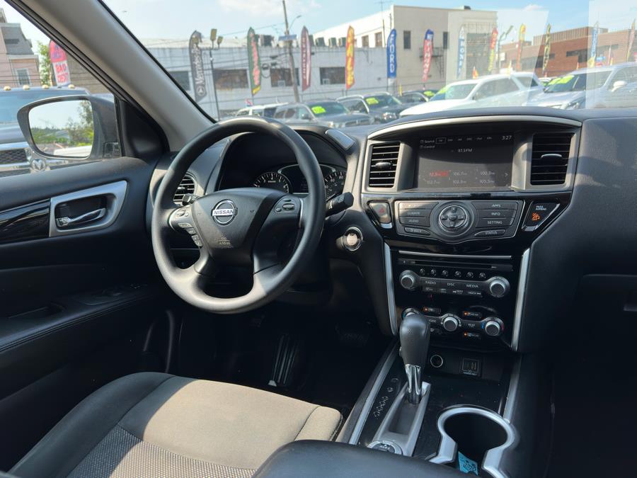 2019 Nissan Pathfinder 4x4 SL, available for sale in Irvington , New Jersey | Auto Haus of Irvington Corp. Irvington , New Jersey 2019 Nissan Pathfinder 4x4 SL, available for sale in Irvington , New Jersey | Auto Haus of Irvington Corp. Irvington , New Jersey