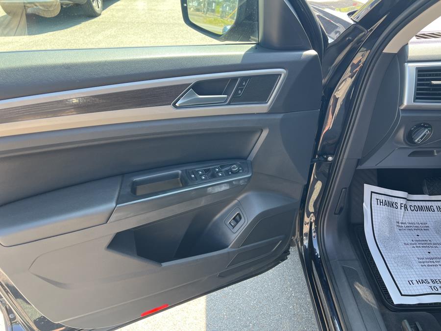 2019 Volkswagen Atlas 3.6L V6 SE w/Technology 4MOTION, available for sale in Bangor , Maine | Pray's Auto Sales . Bangor , Maine 2019 Volkswagen Atlas 3.6L V6 SE w/Technology 4MOTION, available for sale in Bangor , Maine | Pray's Auto Sales . Bangor , Maine