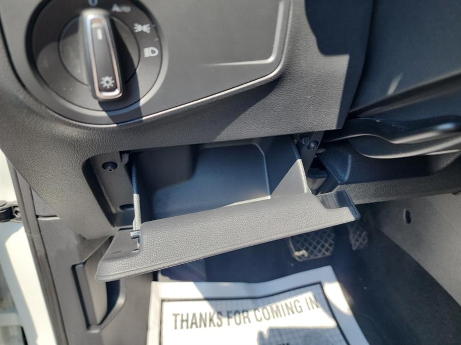 2022 Volkswagen Tiguan 2.0T SE 4MOTION, available for sale in Islip, New York | L.I. Auto Gallery. Islip, New York 2022 Volkswagen Tiguan 2.0T SE 4MOTION, available for sale in Islip, New York | L.I. Auto Gallery. Islip, New York