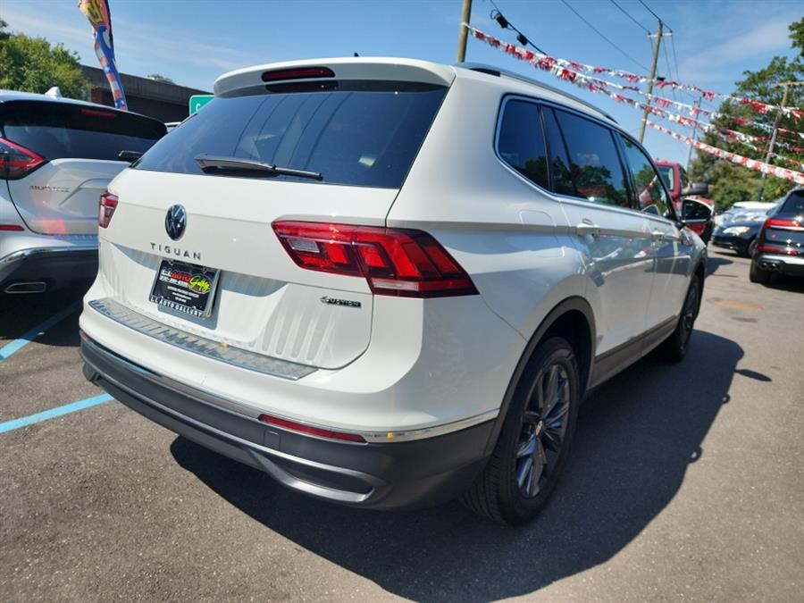 2022 Volkswagen Tiguan 2.0T SE 4MOTION, available for sale in Islip, New York | L.I. Auto Gallery. Islip, New York 2022 Volkswagen Tiguan 2.0T SE 4MOTION, available for sale in Islip, New York | L.I. Auto Gallery. Islip, New York