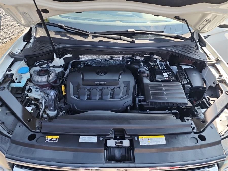 2022 Volkswagen Tiguan 2.0T SE 4MOTION, available for sale in Islip, New York | L.I. Auto Gallery. Islip, New York 2022 Volkswagen Tiguan 2.0T SE 4MOTION, available for sale in Islip, New York | L.I. Auto Gallery. Islip, New York